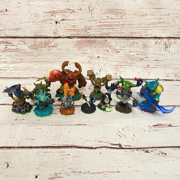 ACTIVISION Skylanders Video Game Character Game Pieces - Picture 1 of 10